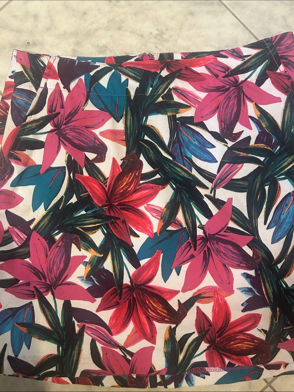 Vibrant floral Lady Hogan skort